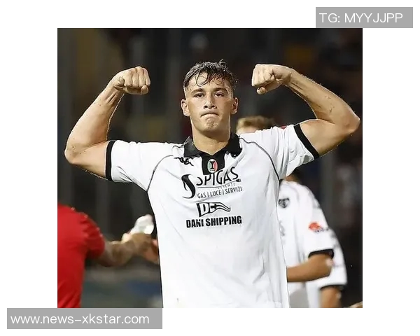 维耶里称赞埃斯波西托展现实力进球能力对前锋至关重要