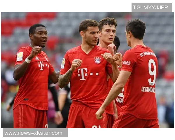 法尔克透露拜仁关注费耶诺德右后卫雷德或成博伊替代人选